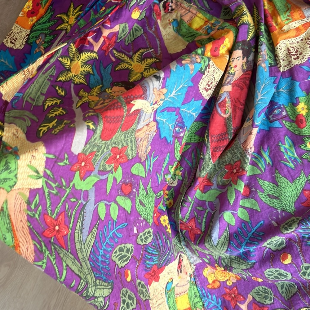 Frida Kahlo Lightweight Robe - Picture 7 of 13